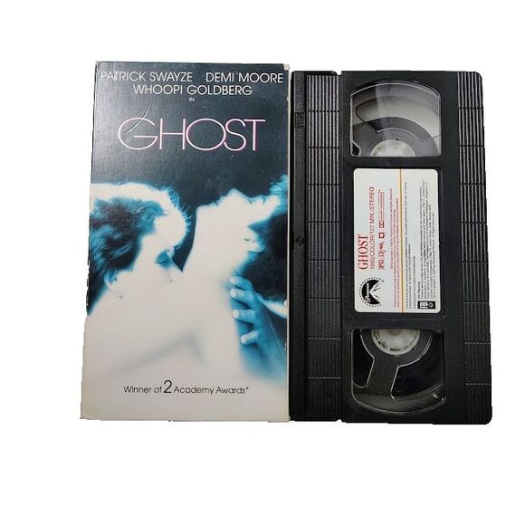 Ghost VHS 1990 Movie PG 13 Patrick Swayze Demi Moore - Picture 1 of 2